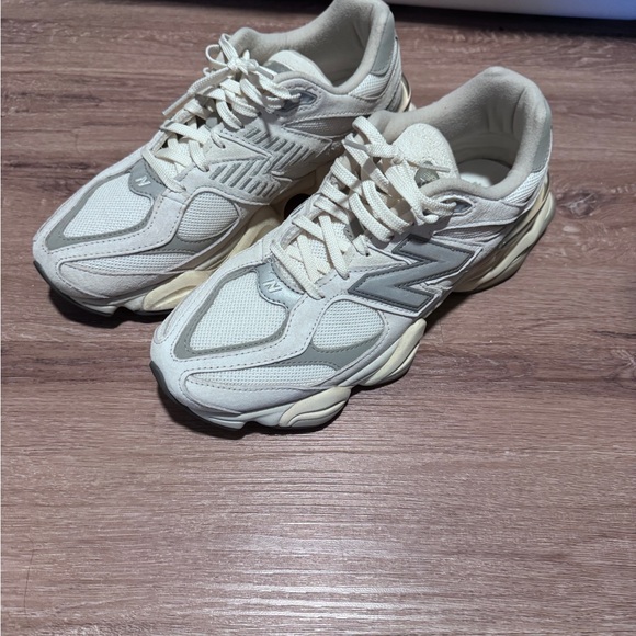New Balance 9060 Sea Salt with concrete and silver metallic - Picture 7 of 7
